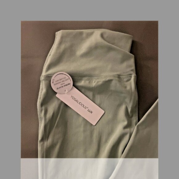 NWT Iceberg Green Yogalicious Lux Polarlux Prestige Slit Bottom Joggers XL - Picture 2 of 7